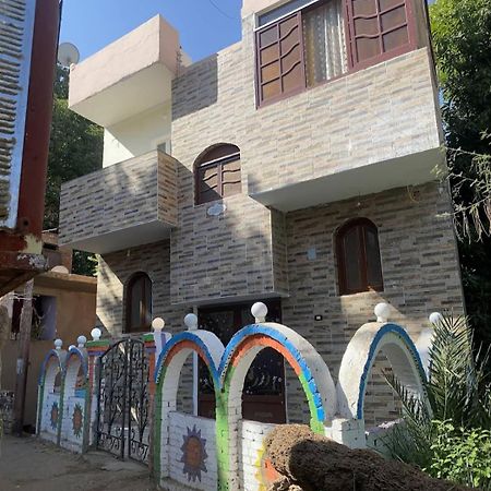 Sunrise Shiny Nubian Guest House Асуан Екстериор снимка